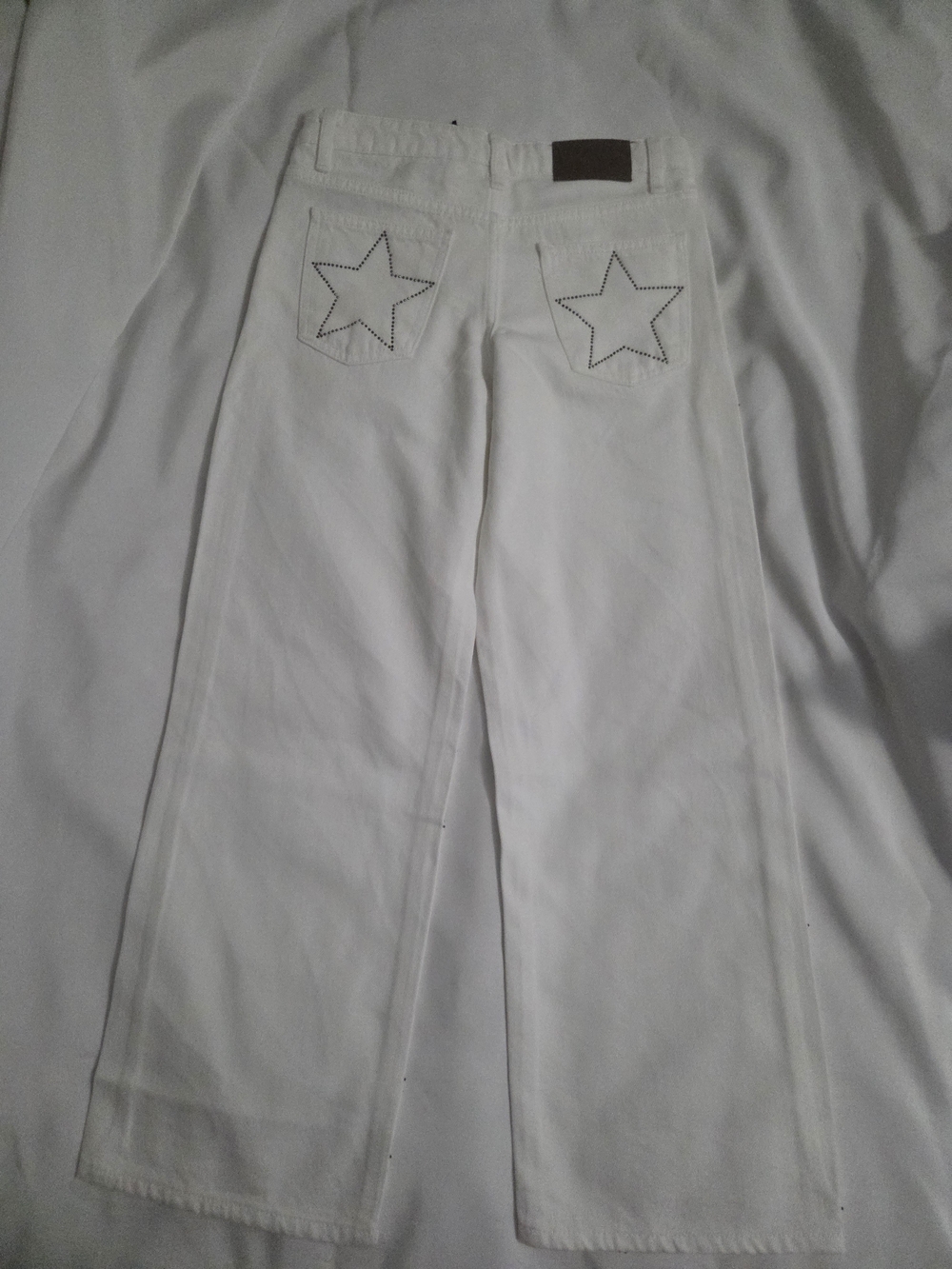 Zara White Patterned Rhinestone Straight-Leg Jeans - Picture 2 of 3